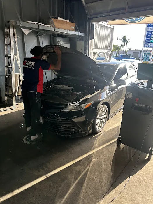 Zaks Smog Check 4