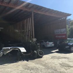 Louie Built Auto Repair & Service ico