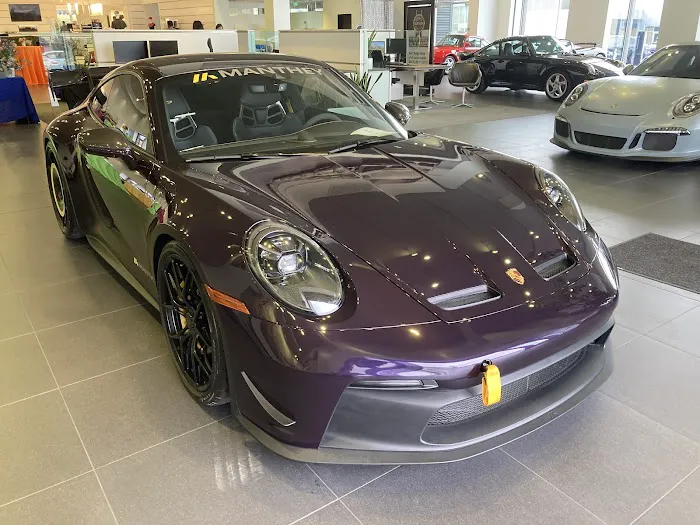 Service Center at Porsche San Diego 3