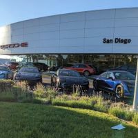 Service Center at Land Rover San Diego