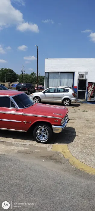Bob's Automotive 0
