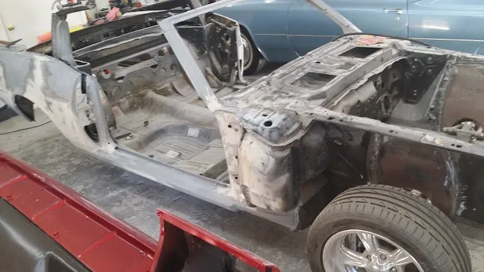 Reed's Body Shop 5