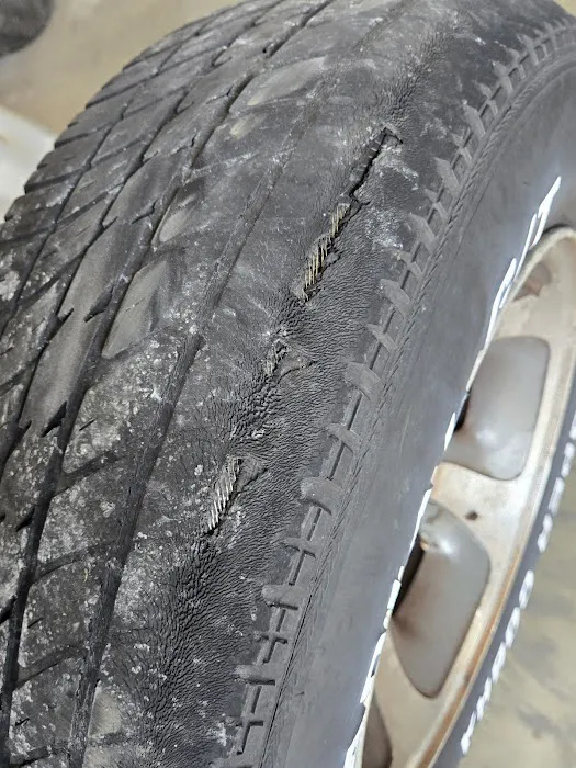 WEAVER'S DISCOUNT TIRE & AUTO 1