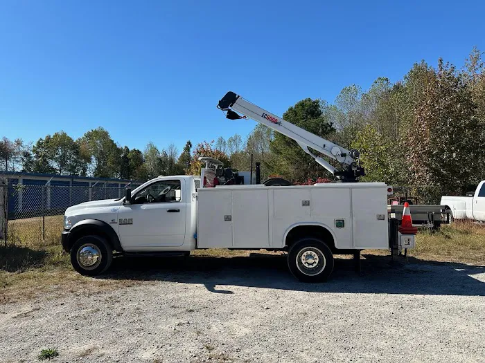 DAR Truck & Trailer Repair 7