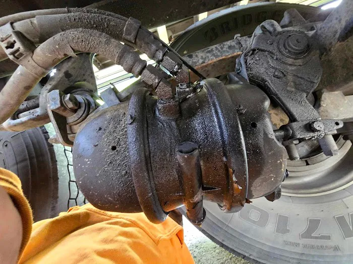 Floyd's Mobile Diesel Mechanic 3