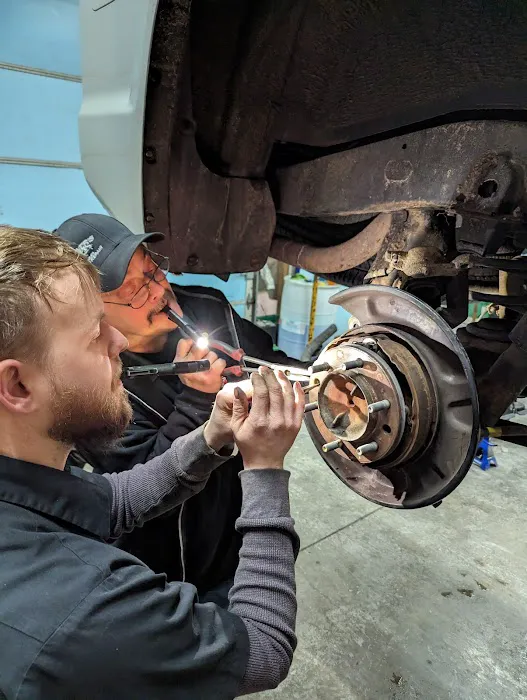 Hefner's Auto Repair Inc 1
