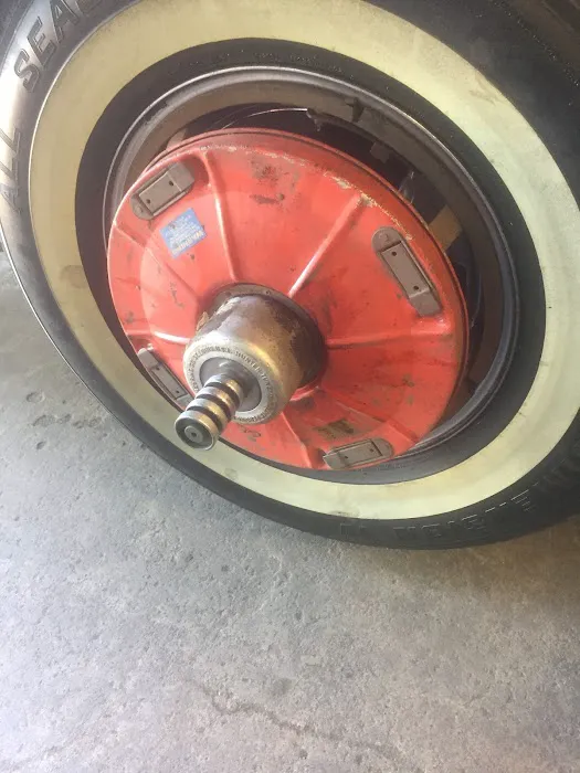 Billy's Brake & Front End Services 6