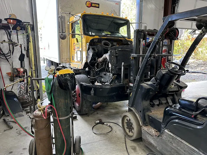 Jack's Truck & Trailer Repair 6