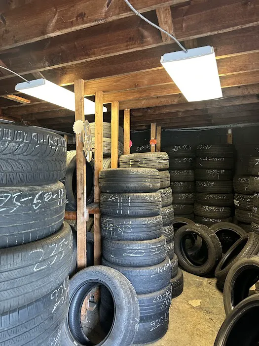 J's Discounted Tires 9