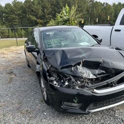 Crash Champions Collision Repair East Main ico