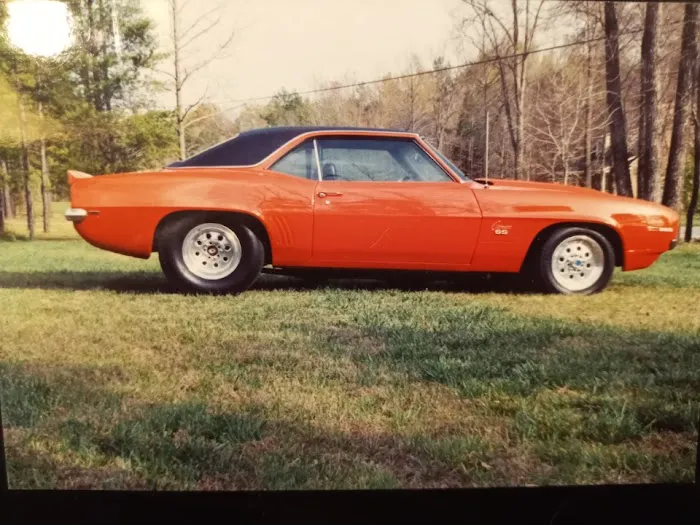 Mr B's Custom & Speed Shop 4