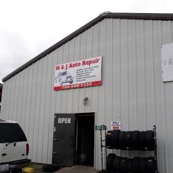 M & J Auto Repair ico