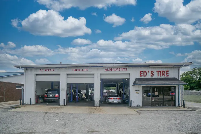 Ed's Automotive on Hope Mills - a Main Street Auto shop 3