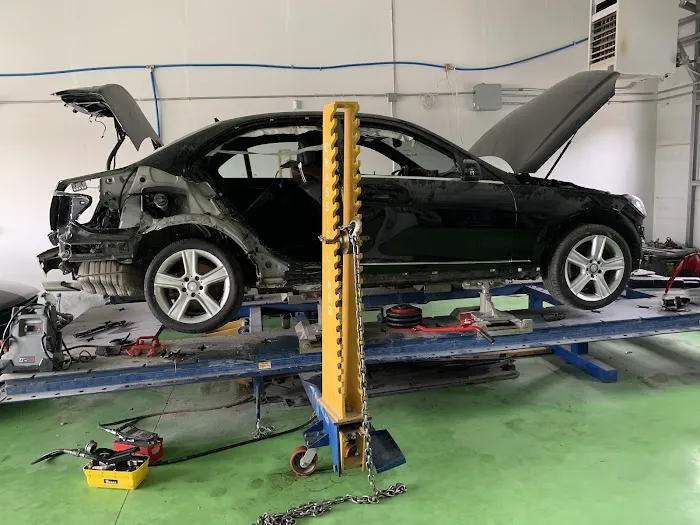 Fort Bragg Collision Center LLC 3