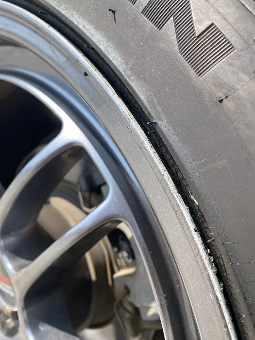 Bragg Blvd new & Used Tires 7