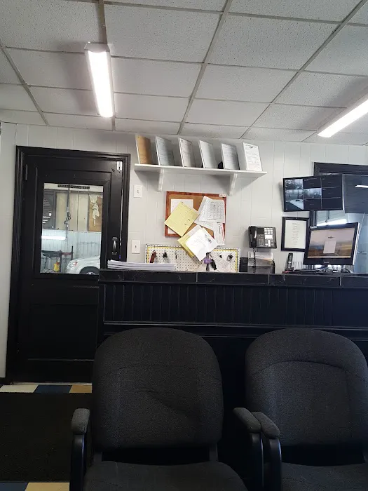 Ed's Automotive on East Yadkin - a Main Street Auto shop 6
