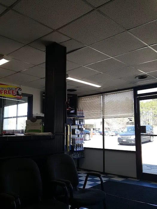 Ed's Automotive on East Yadkin - a Main Street Auto shop 4