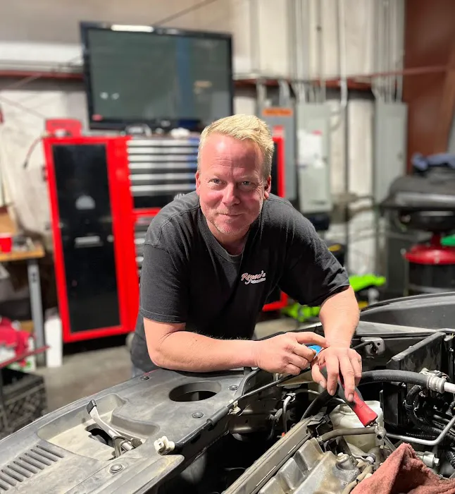 Royson's Chapin Automotive 5