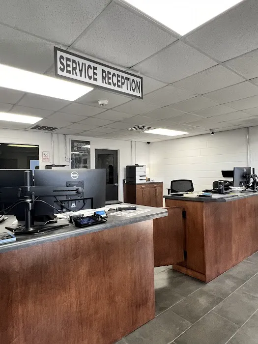 GMC Service - Gerald Jones GMC 1