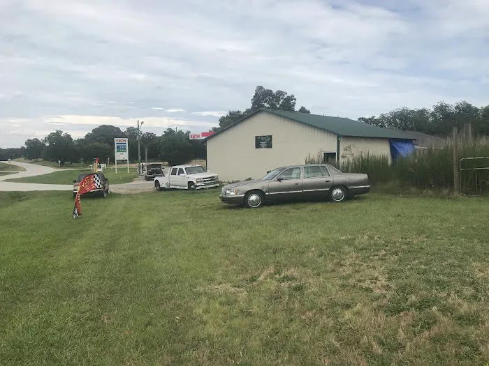 De Leon Tire & Auto LLC 0