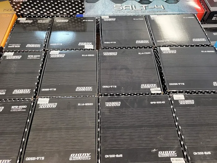 Dale's Car Audio 9