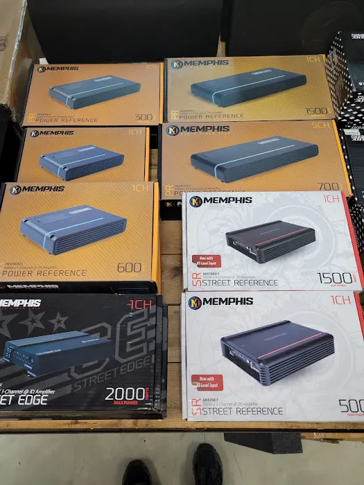 Dale's Car Audio 7