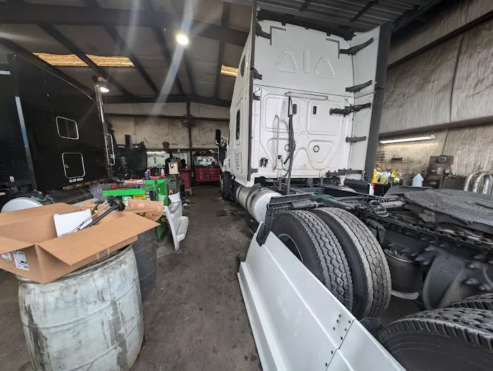 Sullens Diesel & Auto Repair 3