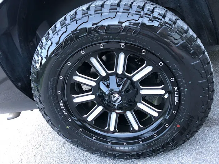 Sonny's Tire & Service 8
