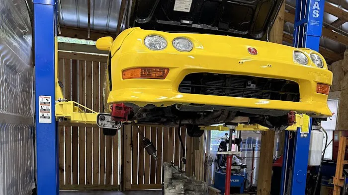 Ronnie's Precision Auto Care, LLC 9