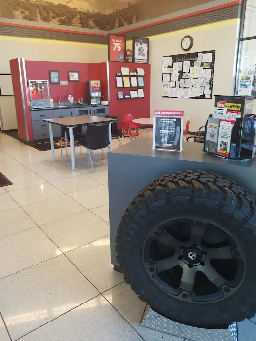 Les Schwab Tire Center 3