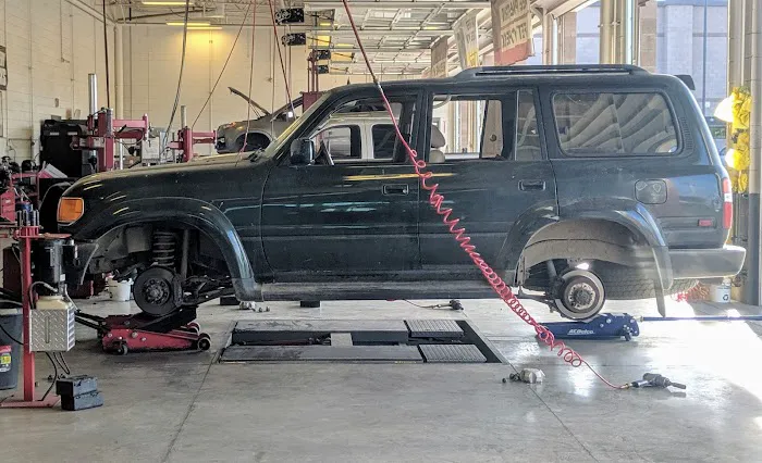 Les Schwab Tire Center 4