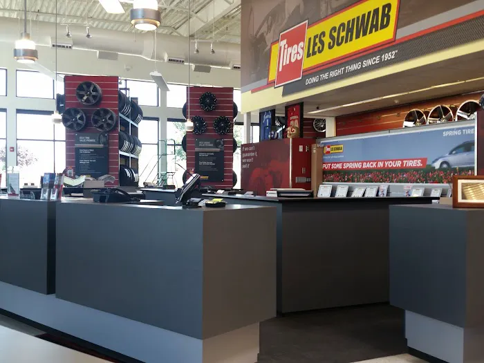 Les Schwab Tire Center 2