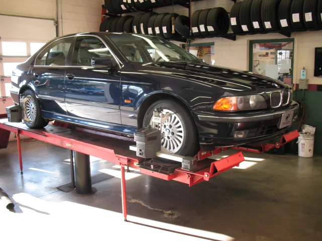 Spanial's Service Center 6
