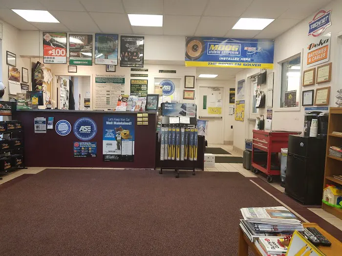 Spanial's Service Center 9