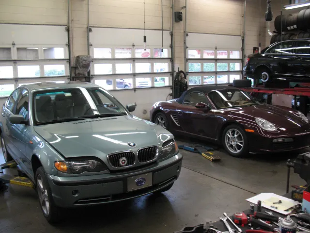 Spanial's Service Center 3