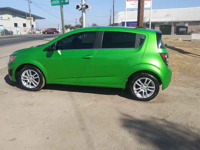 A & A Auto and Tint 6