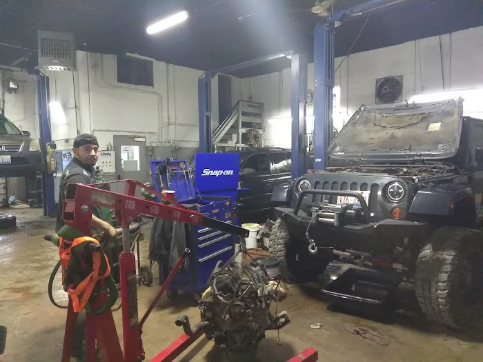 Rios Auto Service 9