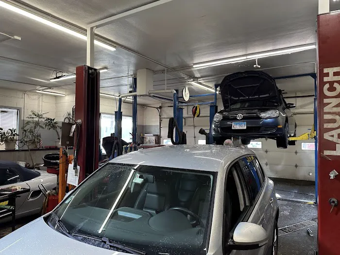 Lake Street Auto Repairs 3