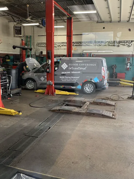 Elmhurst Auto Care East 0
