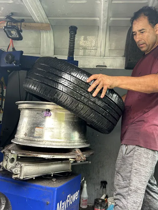 TIRES SHOP ROAD SIDE SERVICE DEBANN 2