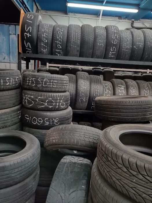 Latino Tires 4