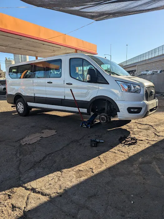 Llantas $ 25 Tires 7