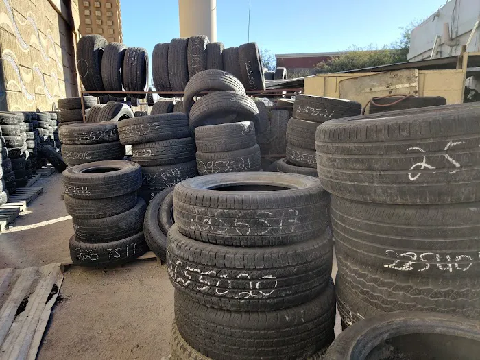 Llantas $ 25 Tires 2