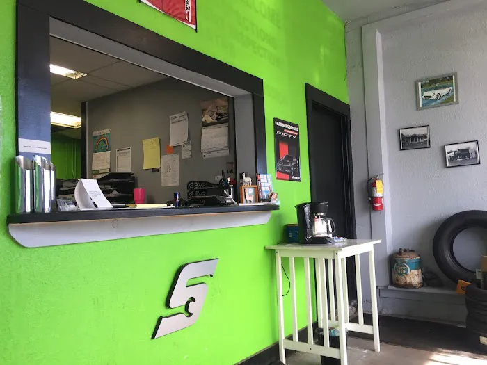 Summit Auto And Truck Service 2