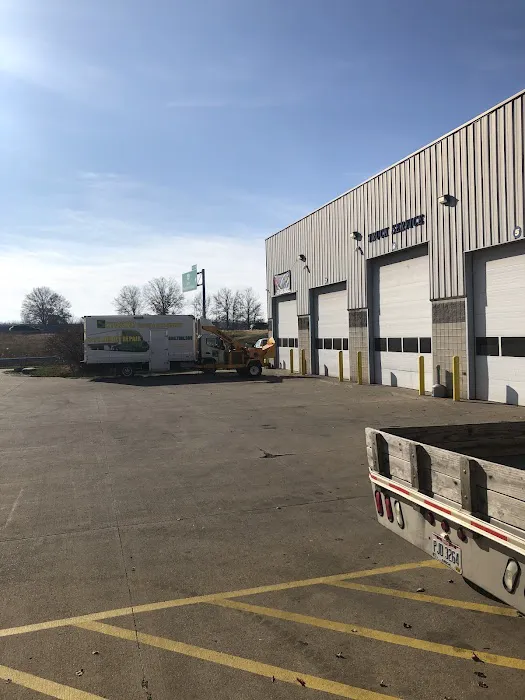 Sylvester Truck & Tire Service 8