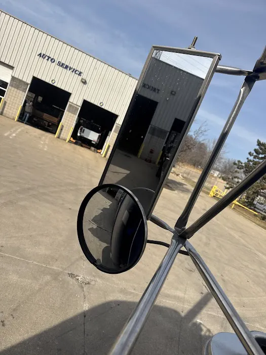 Sylvester Truck & Tire Service 9