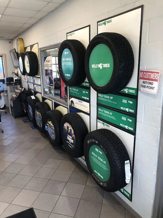 Sylvester Truck & Tire Service 7