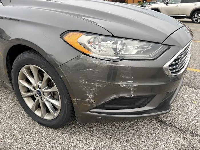 Ernie's Auto Body 0