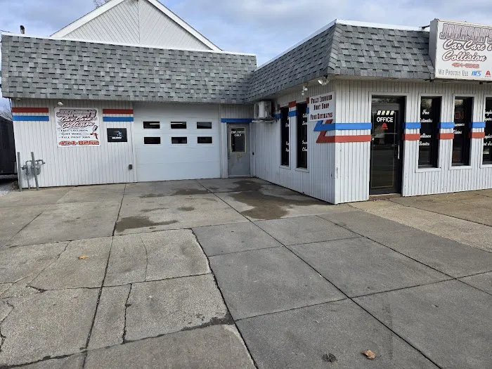Johnson's Car Care & Collision 4