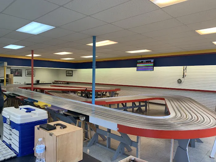 Mark's Model World & Slot Car 5